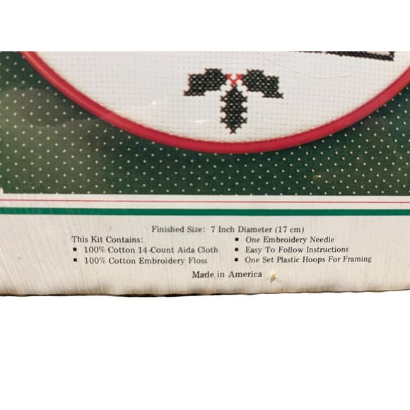 Vintage The New Berlin Co Counted Cross Stitch Kit Christmas NOEL #30092 NOS - Picture 3 of 3